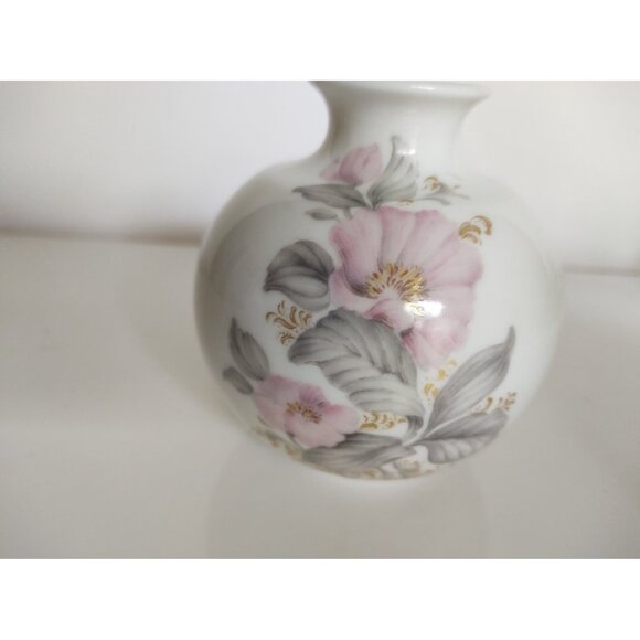 Vintage Cream Pitcher Trentham Pattern by Wedgwood England 5" Tall - Picture 11 of 16